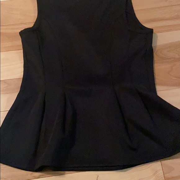 Black peplum sleeveless top - Picture 6 of 6